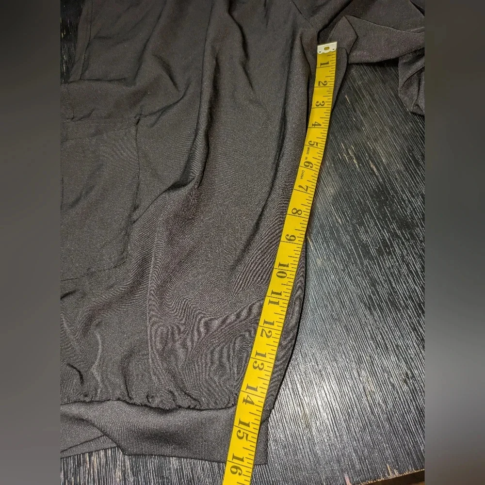 Shein Curve Women's Plus Size Baggy Lightweight Black Capri Size 3XL. EUC - Picture 5 of 8